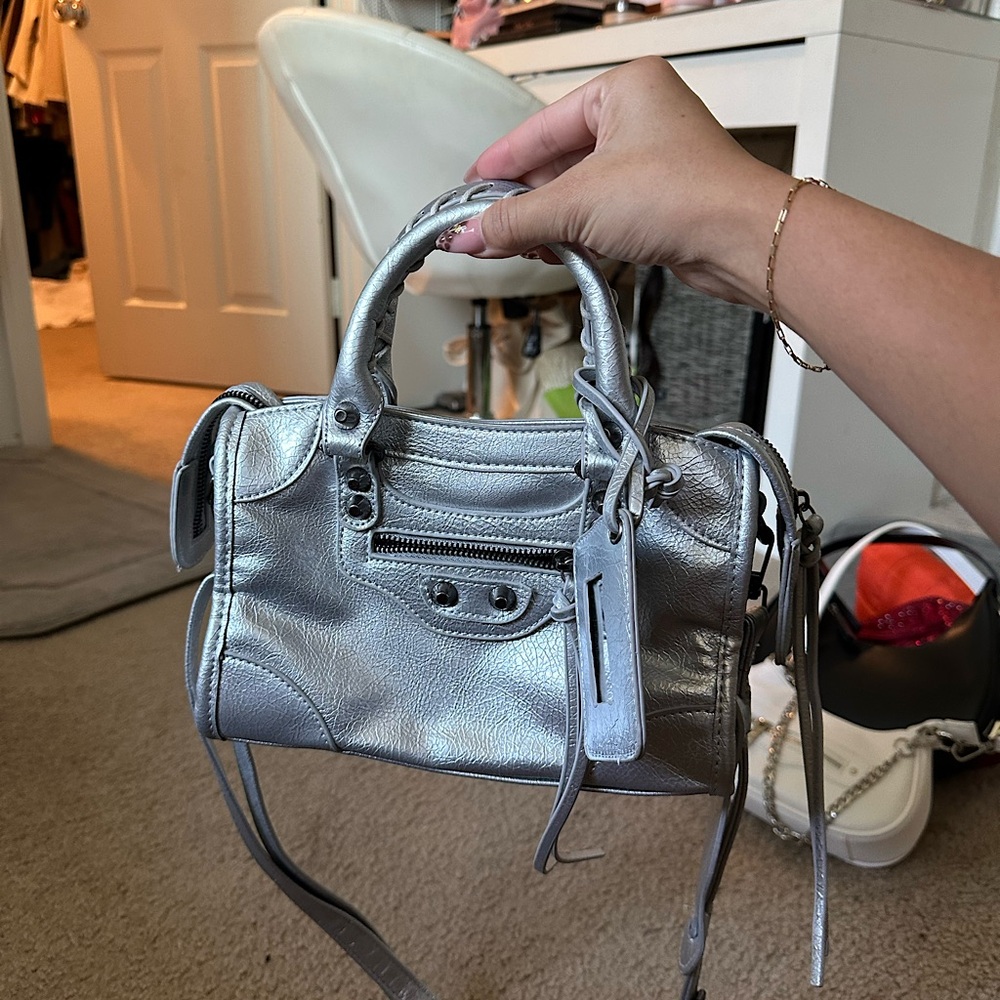 Metallic leather crossbody bag